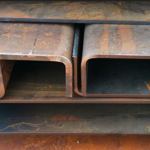 Швеллер стальной гнутый равнополочный 160х60х2,5 мм Ст3сп ГОСТ 8278-83 в наличии в Волгограде